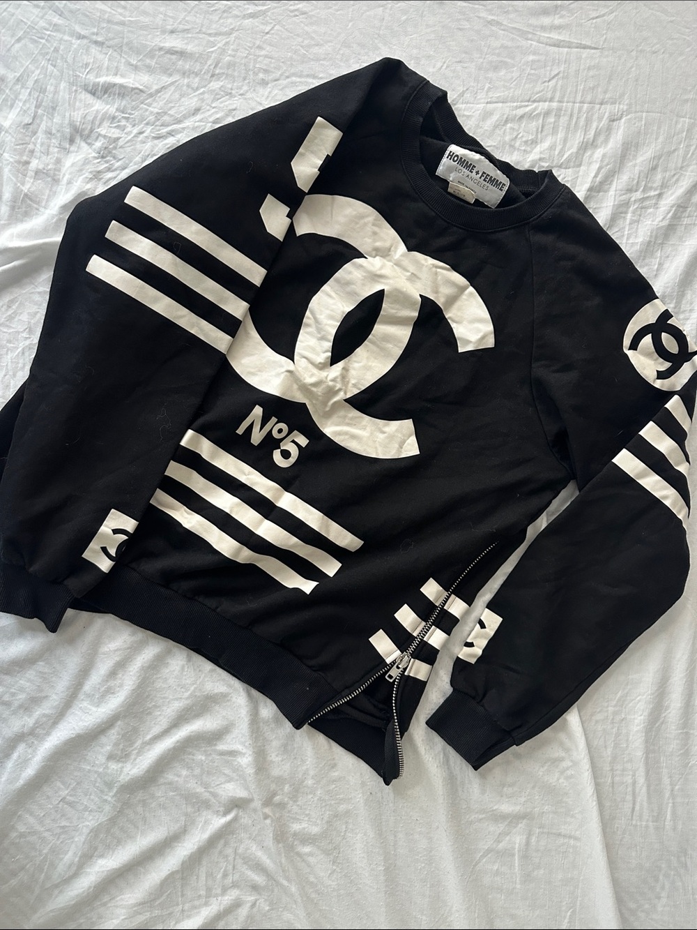 Homme and femme sweater